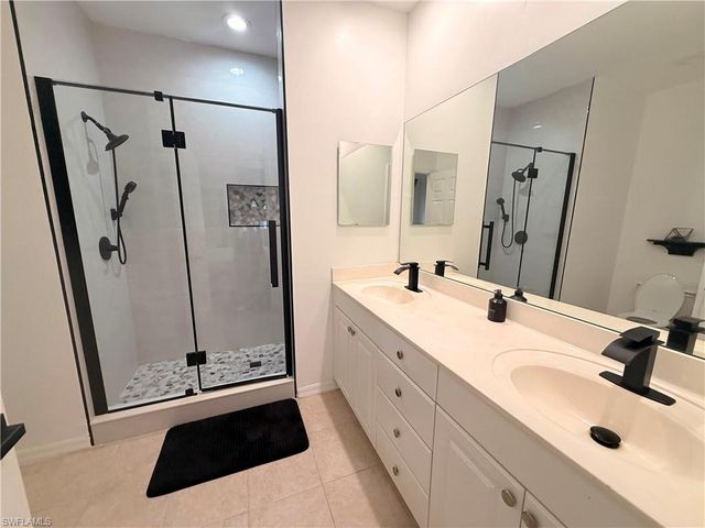 3298 Megan LN 2, Naples, FL 34109