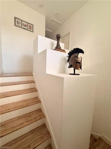 3298 Megan LN 2, Naples, FL 34109
