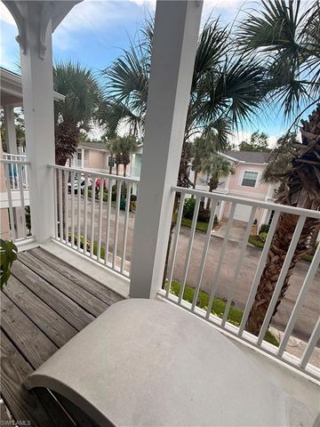 3298 Megan LN 2, Naples, FL 34109