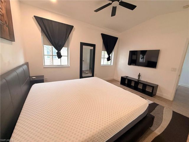 3298 Megan LN 2, Naples, FL 34109