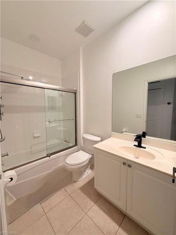 3298 Megan LN 2, Naples, FL 34109