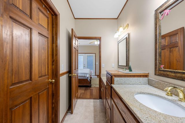 9711 Imperial Drive, Ooltewah, TN 37363