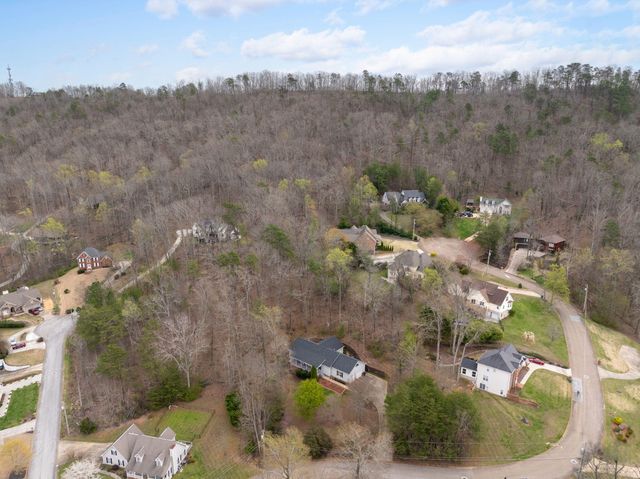 9711 Imperial Drive, Ooltewah, TN 37363