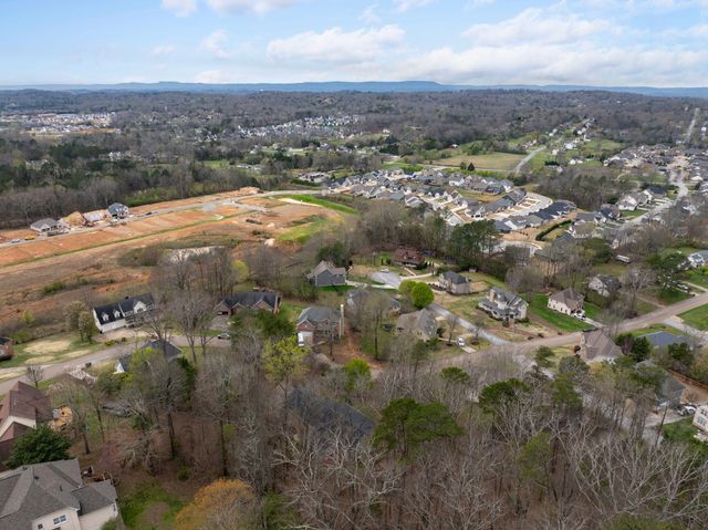 9711 Imperial Drive, Ooltewah, TN 37363