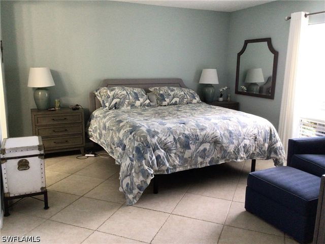 195 Peppermint LN W 881, Naples, FL 34112
