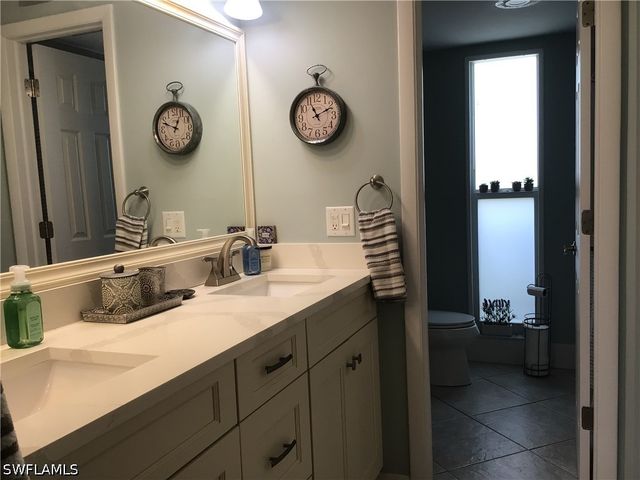 195 Peppermint LN W 881, Naples, FL 34112