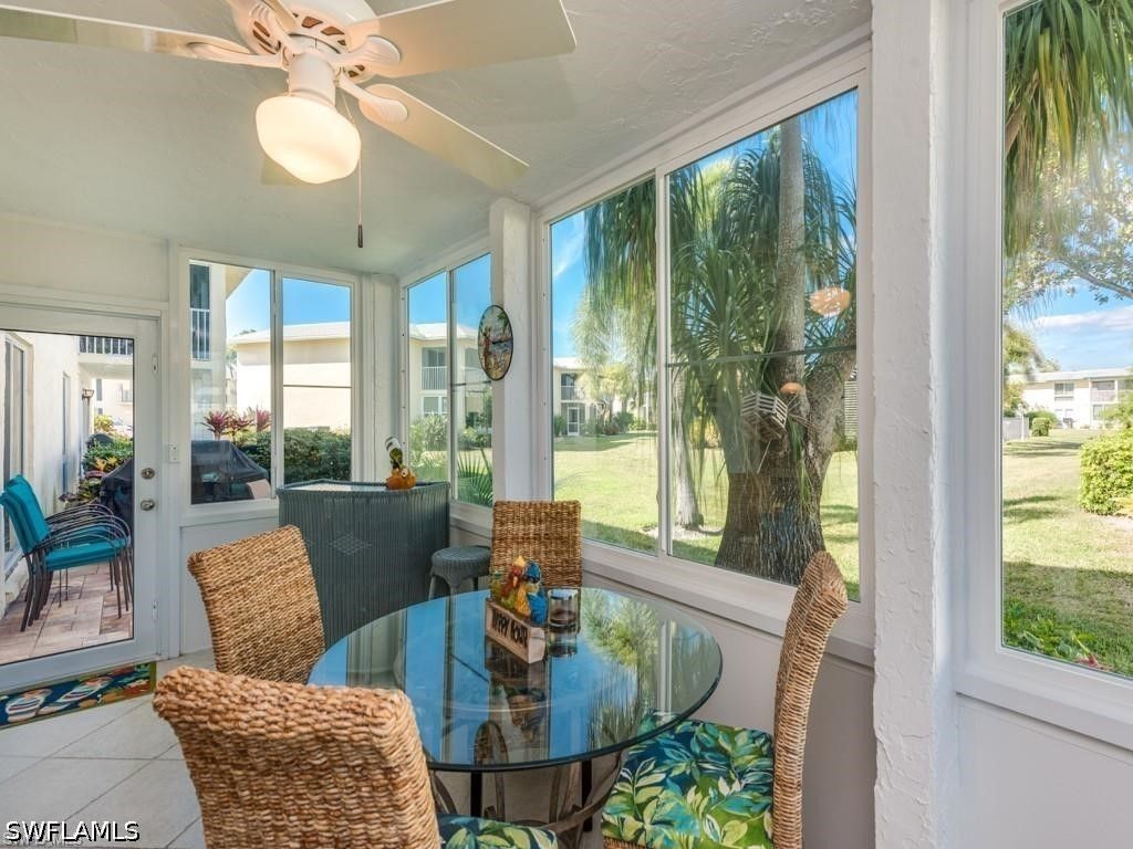 195 Peppermint LN W 881, Naples, FL 34112