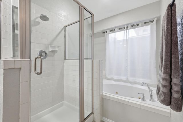 3704 Cottonwood Springs Drive, The Colony, TX 75056