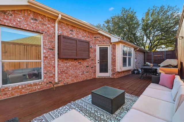 3704 Cottonwood Springs Drive, The Colony, TX 75056