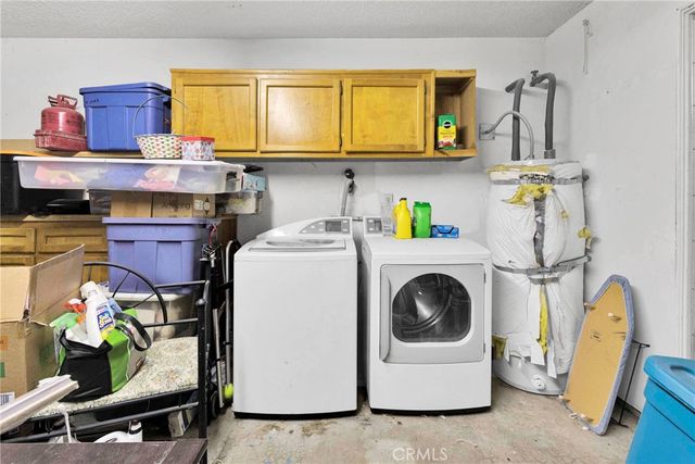 9983 Ladera Avenue, Lucerne Valley, CA 92356