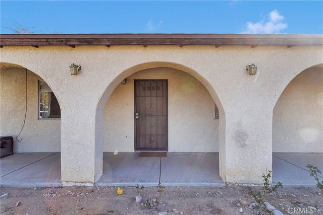 9983 Ladera Avenue, Lucerne Valley, CA 92356