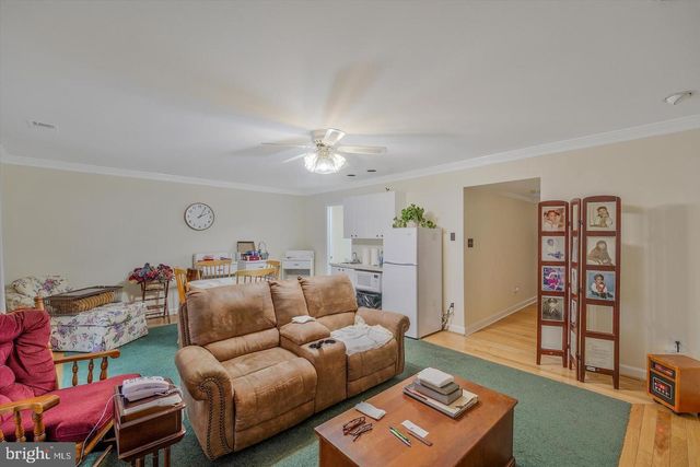 105 HUCKLEBERRY DR, La Plata, MD 20646