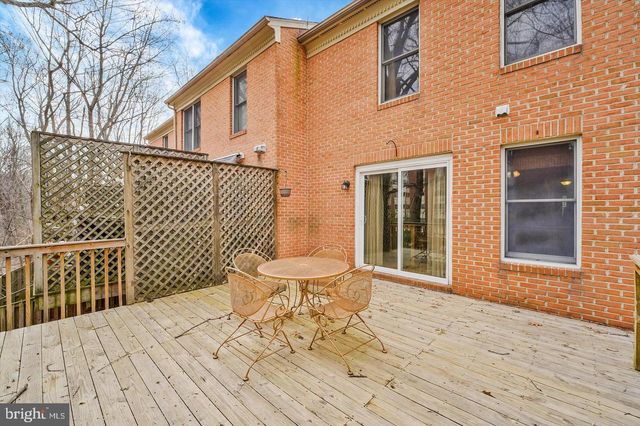 105 HUCKLEBERRY DR, La Plata, MD 20646