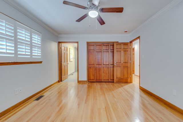 102 Sunset Dr, Pulaski, TN 38478