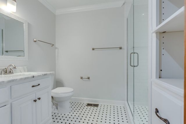 102 Sunset Dr, Pulaski, TN 38478