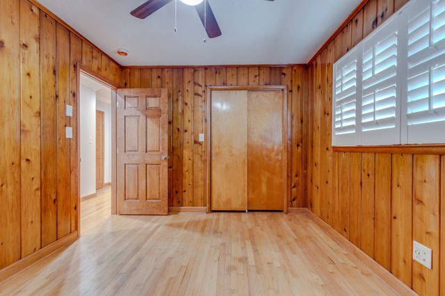 102 Sunset Dr, Pulaski, TN 38478