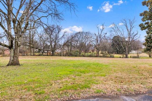 102 Sunset Dr, Pulaski, TN 38478