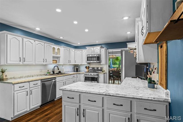 1200 Ridgetop, Farmington, MO 63640