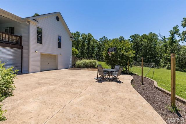 1200 Ridgetop, Farmington, MO 63640