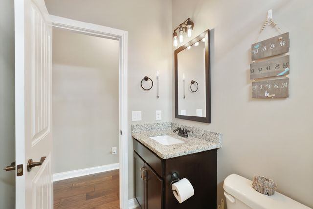 3037 Eliza Dr, Clarksville, TN 37043