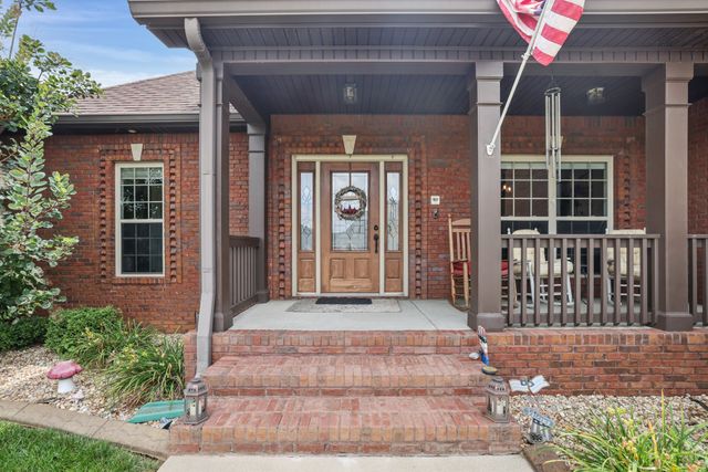 3037 Eliza Dr, Clarksville, TN 37043