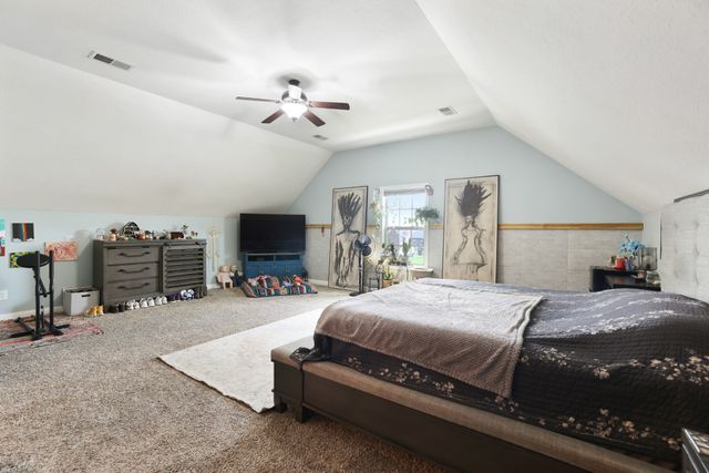 3037 Eliza Dr, Clarksville, TN 37043