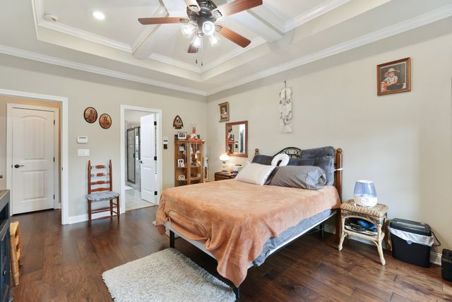 3037 Eliza Dr, Clarksville, TN 37043