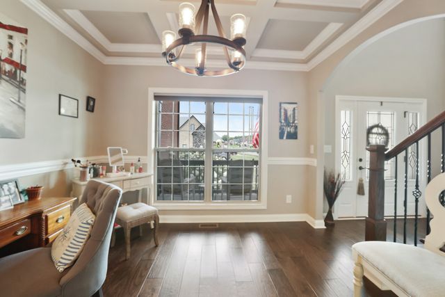 3037 Eliza Dr, Clarksville, TN 37043