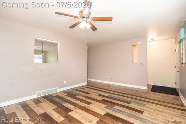 2623 Bonita Drive, Waterford Charter Township, MI 48329