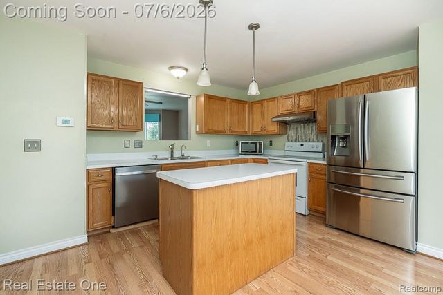 2623 Bonita Drive, Waterford Charter Township, MI 48329