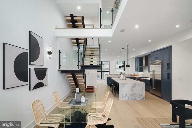 2324 SANSOM ST, Philadelphia, PA 19103
