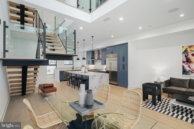 2324 SANSOM ST, Philadelphia, PA 19103