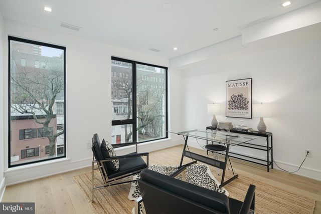 2324 SANSOM ST, Philadelphia, PA 19103