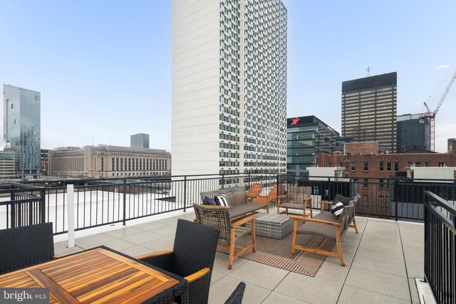 2324 SANSOM ST, Philadelphia, PA 19103