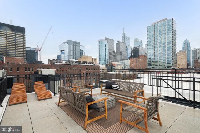 2324 SANSOM ST, Philadelphia, PA 19103