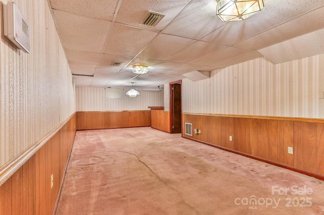 554 Wildlife Access Road, Hickory, NC 28601