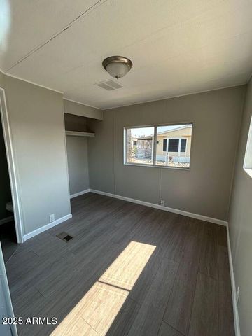 300 S VAL VISTA Drive 17, Mesa, AZ 85204