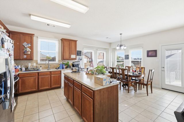 525 BENT OAK Drive, Fort Worth, TX 76131