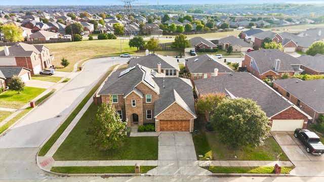 525 BENT OAK Drive, Fort Worth, TX 76131