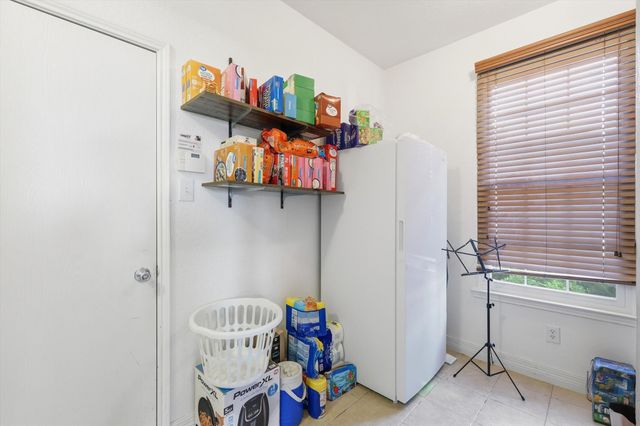 525 BENT OAK Drive, Fort Worth, TX 76131