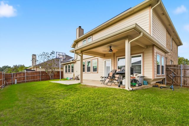 525 BENT OAK Drive, Fort Worth, TX 76131