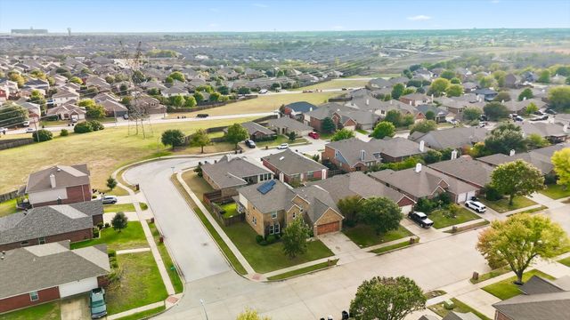 525 BENT OAK Drive, Fort Worth, TX 76131