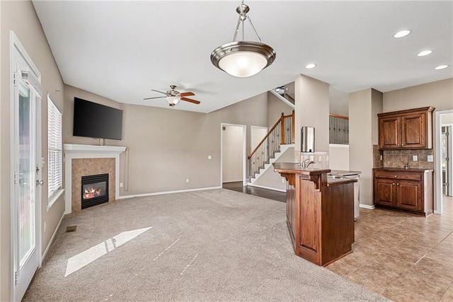 21871 W 116th Place, Olathe, KS 66061