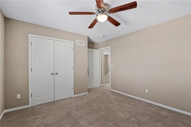 21871 W 116th Place, Olathe, KS 66061