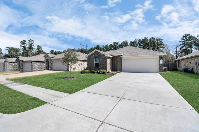 14059 W Crystal Cave Lane, Conroe, TX 77384