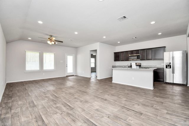 14059 W Crystal Cave Lane, Conroe, TX 77384