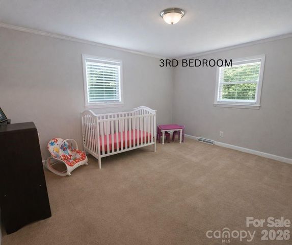 216 Delview Drive, Cherryville, NC 28021