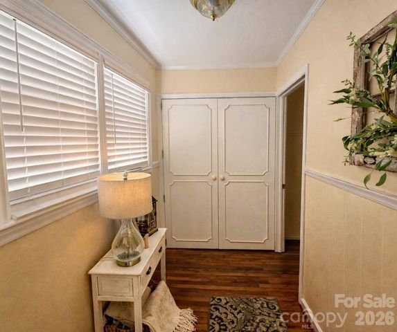 216 Delview Drive, Cherryville, NC 28021