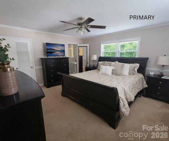 216 Delview Drive, Cherryville, NC 28021