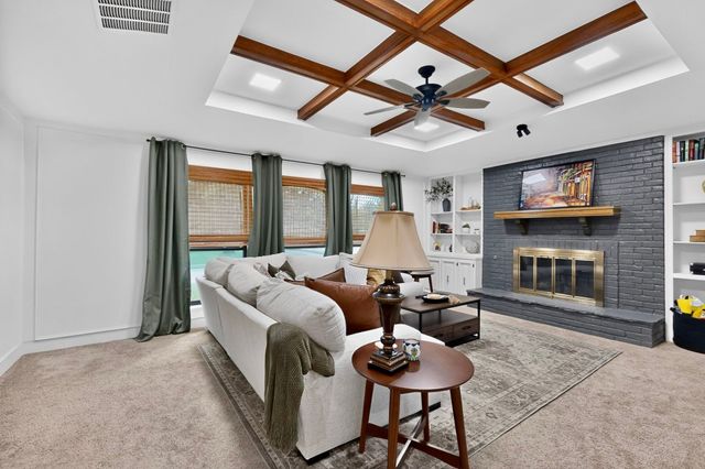 614 Pebblecreek Drive, Garland, TX 75040